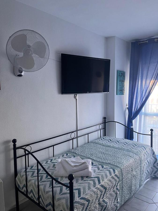 Апартаменты Minerva Holidays Estudio En Бенальмадена Экстерьер фото